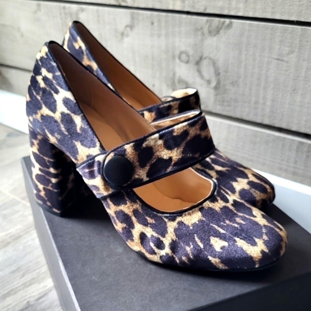 Tuckernuck Leopard Print Velvet Ellie Block Heel Size 9.5